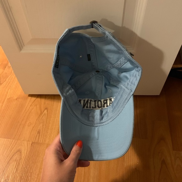 UNC Adjustable Baseball Cap - Picture 4 of 5